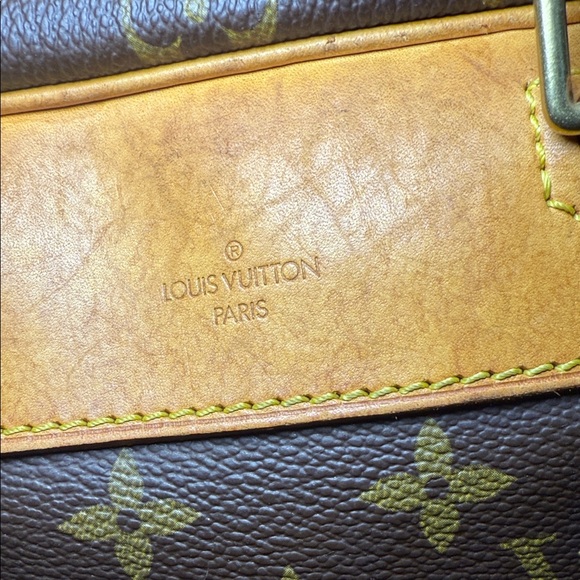 Louis Vuitton Deauville - Picture 3 of 17